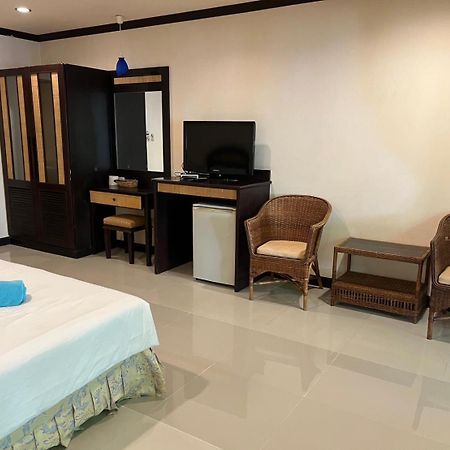 Summer Inn Ламай Бийч Екстериор снимка