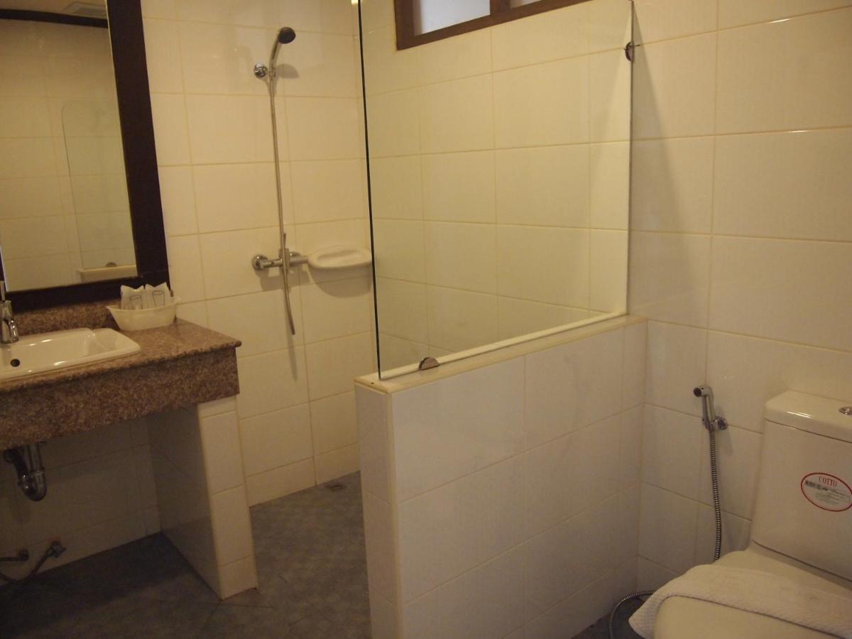 Summer Inn Ламай Бийч Екстериор снимка