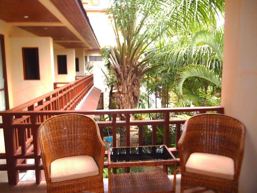 Summer Inn Ламай Бийч Екстериор снимка